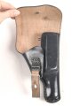 Pistolentasche schwarzes Leder. Keine Markierungen, Alter und Herkunft unbekannt, Höhe rechts gemessen 19,5cm