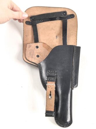 Pistolentasche schwarzes Leder. Keine Markierungen, Alter und Herkunft unbekannt, Höhe rechts gemessen 23cm