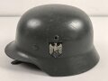 Wehrmacht Heer, Stahlhelm Modell 1940. Originale  Glocke ET66. Neu lackiert und mit tschechischem Innenfutter aus der Nachkriegszeit versehen, Einzelstück aus Filmfundus.