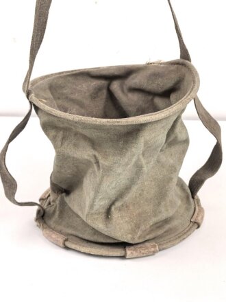 Faltbarer Wassersack, Bodendurchmesser etwa 29cm, keine Markierungen