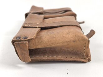 Magazintasche Wehrmacht für 2 Magazine K43 / G43. Hersteller ros 1944.