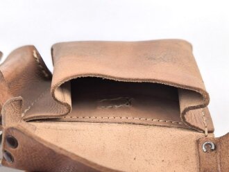 Magazintasche Wehrmacht für 2 Magazine K43 / G43. Hersteller ros 1944.