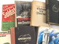 Konvolut Literatur zum Thema " Verdun" neuere und alte Titel gemischt.