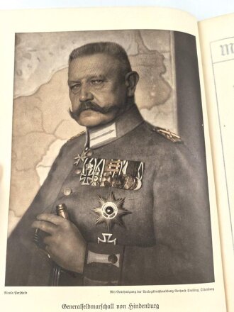 "Um Vaterland und Freiheit" datiert 1915, 112 Seiten, DIN A4, Einband rissig und defekt