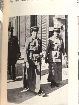 "Österreich-Ungarn im Weltkriege" datiert 1915, 112 Seiten, DIN A4