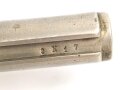 Frankreich, Epee Seitengewehr Modell 1886 Lebel. Klingenlänge 52cm. Weißmetallgriff mit Parierhaken. Scheide leicht verbogen