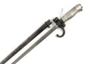 Frankreich, Epee Seitengewehr Modell 1886 Lebel. Klingenlänge 52cm. Weißmetallgriff mit Parierhaken. Zum Teil alt überlackiert