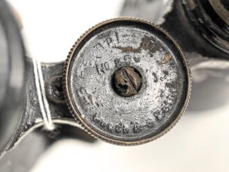 Kaiserreich und 1.Weltkrieg, Fernglas 08 von Busch Rathenow, Allen Anschein nach schwarzer Originallack und originaler Trageriemen. Klare Durchsicht