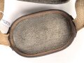 Behälter für ein optisches Gerät. Ohne Bezeichnung, Breite des boden 13cm, Gesamthöhe 64cm
