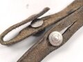 Trageriemen für ein Fernglas, Breite knapp 1cm, Gesamtlänge 98cm