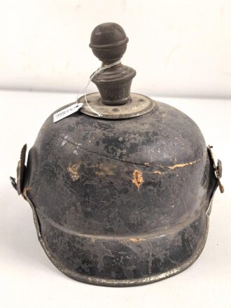 Pickelhaube aus Pappe für eine Kinderuniform....
