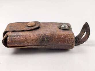 1.Weltkrieg, Taschenlampenhülle aus Leder, unvollständig