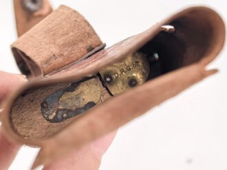 1.Weltkrieg, Taschenlampenhülle aus Leder, unvollständig