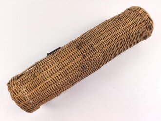 1.Weltkrieg, Weidenkorb für eine Artilleriegranate. Bodendurchmesser etwa 19cm, Höhe 66cm