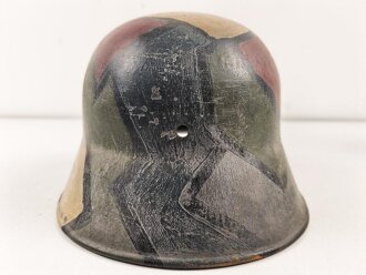 1.Weltkrieg Stahlhelmglocke, Hersteller ET64, neuzeitlich lackiert