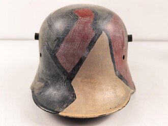 1.Weltkrieg Stahlhelmglocke, Hersteller ET64, neuzeitlich lackiert