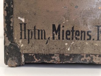 1.Weltkrieg, Offizierskiste des Hauptmann Mietens, Angehöriger im Füsilier Regiment 80. Originallack, Maße etwa 35 x 70 x 30cm