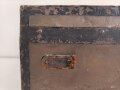 1.Weltkrieg, Offizierskiste des Hauptmann Mietens, Angehöriger im Füsilier Regiment 80. Originallack, Maße etwa 35 x 70 x 30cm