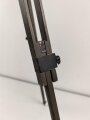 Hölzernes Gestell, Zapfendurchmesser 13mm. Originallack, nicht ausgezogen ohne Zapfen 59cm lang., keine Markierungen