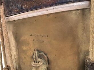 Frankreich, alte Trommel Hersteller J & E Gaudu. Höchstwahrscheinlich militärischen Ursprungs. Durchmesser etwa 36cm. Die Felle "erneuert" ungereinigt