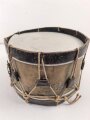 Frankreich, alte Trommel Hersteller J & E Gaudu. Höchstwahrscheinlich militärischen Ursprungs. Durchmesser etwa 36cm. Die Felle "erneuert" ungereinigt