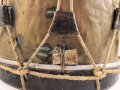 Frankreich, alte Trommel Hersteller J & E Gaudu. Höchstwahrscheinlich militärischen Ursprungs. Durchmesser etwa 36cm. Die Felle "erneuert" ungereinigt