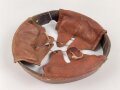 1.Weltkrieg, Innenfutter für einen Stahlhelm Modell 1916. Neuzeitliche Fertigung, datiert 1917. Umfang aussen gemessen 65cm
