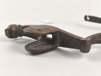 Kaiserreich, massives Messinggefäß für einen Säbel. Gesamthöhe 14cm