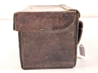 Koppeltasche aus ungeschwärztem Leder, vermutlich...