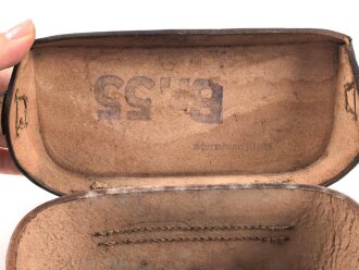 Koppeltasche für Sanitäter, frühes Stück mit Messingbeschlägen, ungereinigt, Leder zum Teil angetrocknet