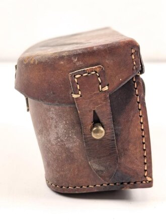 Koppeltasche für Sanitäter, frühes Stück mit Messingbeschlägen, ungereinigt, Leder zum Teil angetrocknet