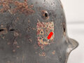 Stahlhelmglocke Modell 1935 Polizei. Beide Abzeichen, grob gereinigter Wasserfund
