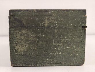 Transportbehälter Holz für " Kampfstoffproben" der Wehrmacht. Überlackiertes Stück