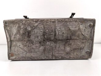 Kolonialamt 1913, Kammergestempelte Offizierskiste II  des Korpsarzt Dr. Papenhausen. Gebraucht, ungereinigt