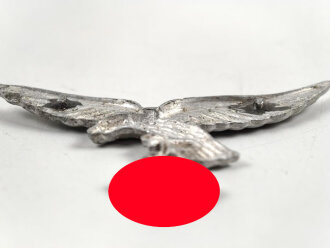 Luftwaffe Schirmmützenadler aus Aluminium, die Splinte fehlen