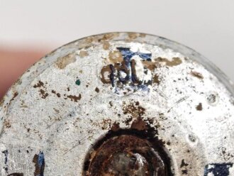 Rauchspurpatrone blau Wehrmacht. Abgeschossene, leere Aluminiumhülse, ungereinigt, datiert 1943