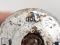 Rauchspurpatrone blau Wehrmacht. Abgeschossene, leere Aluminiumhülse, ungereinigt, datiert 1943