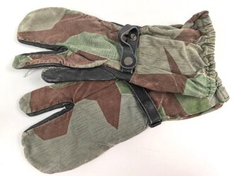 Bundeswehr, Paar Tarnhandschuhe aus den 1950iger Jahren. Stark getragen