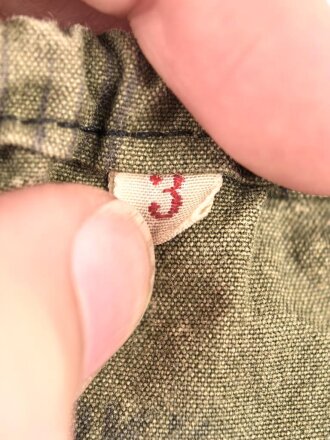 Bundeswehr, Paar Tarnhandschuhe aus den 1950iger Jahren. Stark getragen