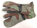 Bundeswehr, Paar Tarnhandschuhe aus den 1950iger Jahren. Stark getragen