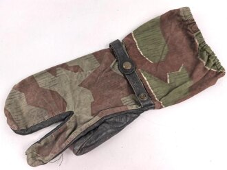 Bundeswehr, einzelner Tarnhandschuh aus den 1950iger Jahren. Stark getragen