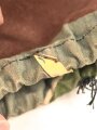 Bundeswehr, einzelner Tarnhandschuh aus den 1950iger Jahren. Stark getragen