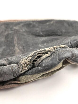 Bundeswehr, einzelner Tarnhandschuh aus den 1950iger Jahren. Stark getragen