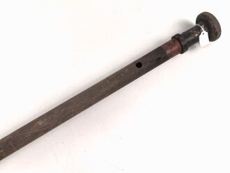 Fahrzeugteil Wehrmacht ? Durchmesser 28mm, Gesamtlänge 81cm. Originallack