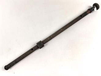 Fahrzeugteil Wehrmacht ? Durchmesser 28mm, Gesamtlänge 81cm. Originallack