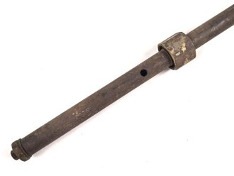 Fahrzeugteil Wehrmacht ? Durchmesser 28mm, Gesamtlänge 81cm. Originallack
