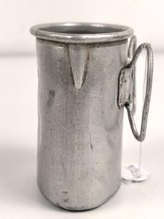 1.Weltkrieg Trinkbecher, Ausführung in Aluminium, undatiertes Kammerstück I.R.135