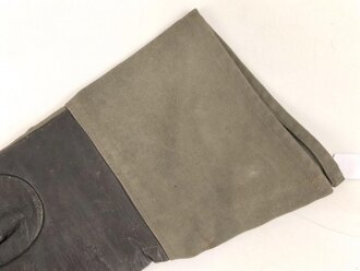 Einzelner Handschuh für Kradmelder der Wehrmacht. Guter Zustand, datiert 1939