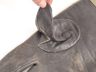 Einzelner Handschuh für Kradmelder der Wehrmacht. Guter Zustand, datiert 1939