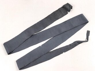 Paar Wickelgamaschen aus hellblauem Filz, Alter und Herkunft unbekannt
